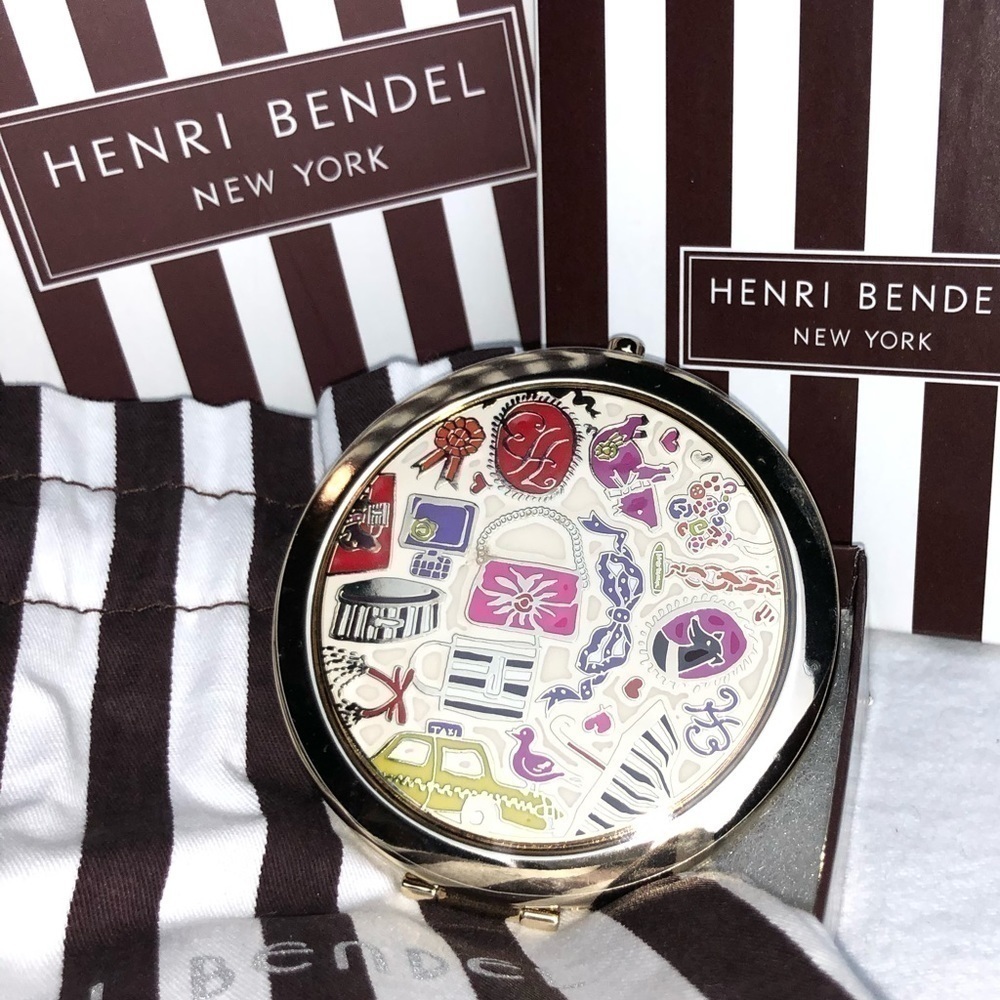 HENRI Bendel NY Cosmetic Mirror